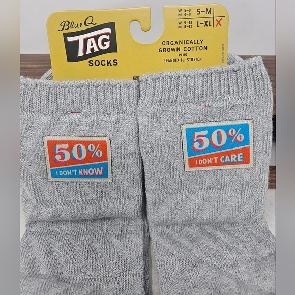 Blue Q Gray Socks - 50% I Don't Know, 50% I Don't Care - Picture 1 of 3